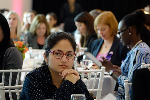 WOMEN-CANCERS-AMERICAS-AUDIENCE-GIRL-WITH-GLASSES-480x320.jpg